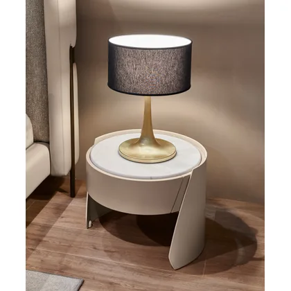 Noptiera Sharon Cantori, rotunda din piele naturala profilata pe cadru metalic, 53 cm latime