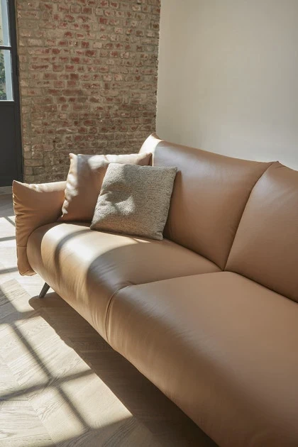 Canapea Portofino - Design Italian Curat si Confort Modular - detaliu tapiterie si forma